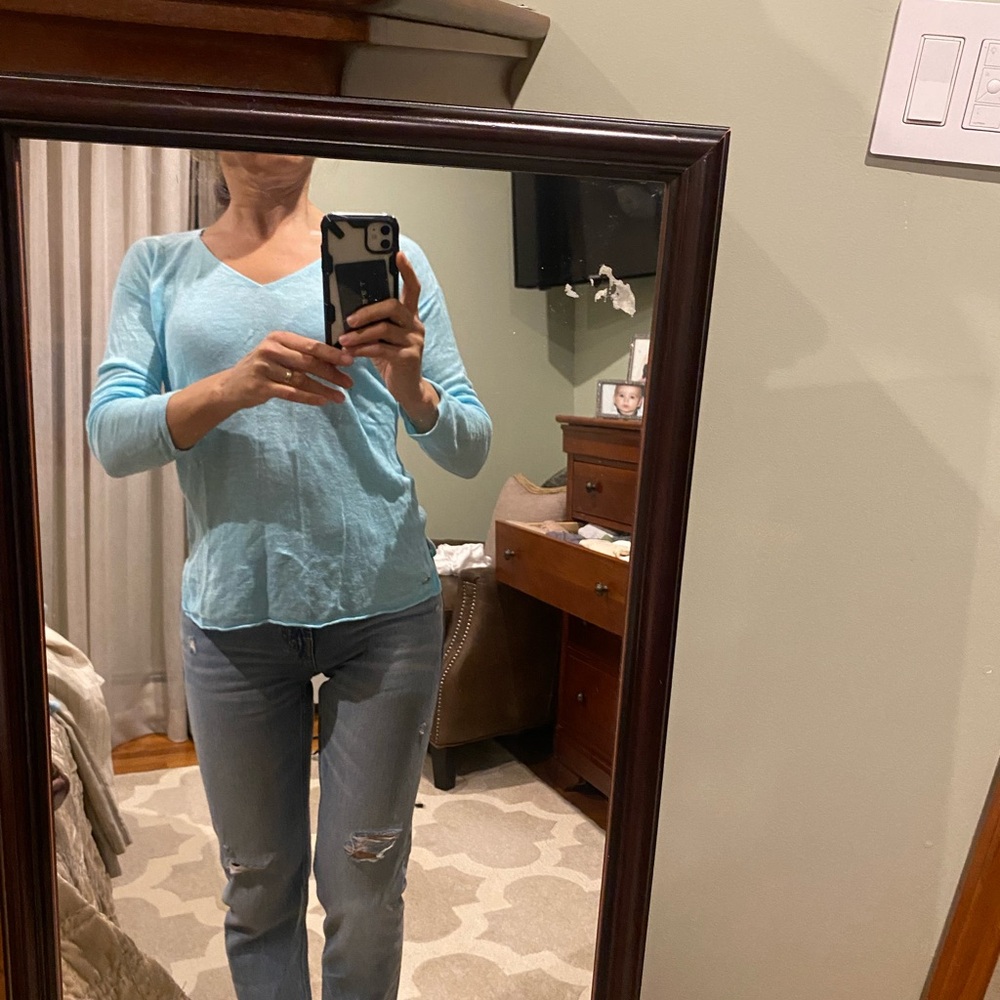 Lbeautiful top for summer or spring